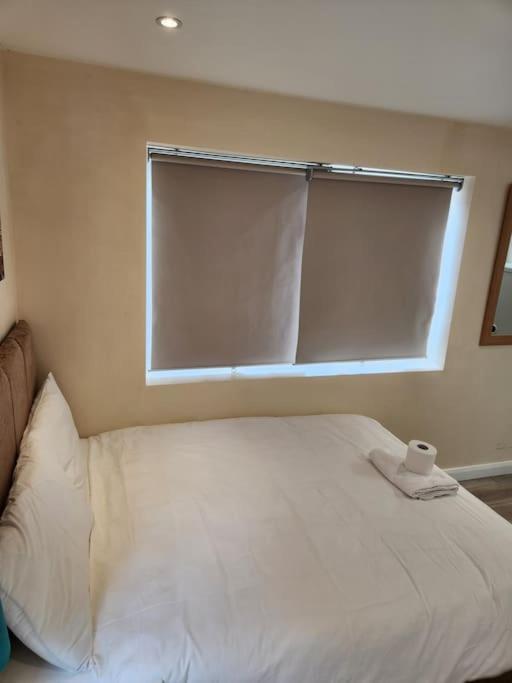 Beautiful Private En-Suite Room With Its Own Entry Bexleyheath Exterior foto